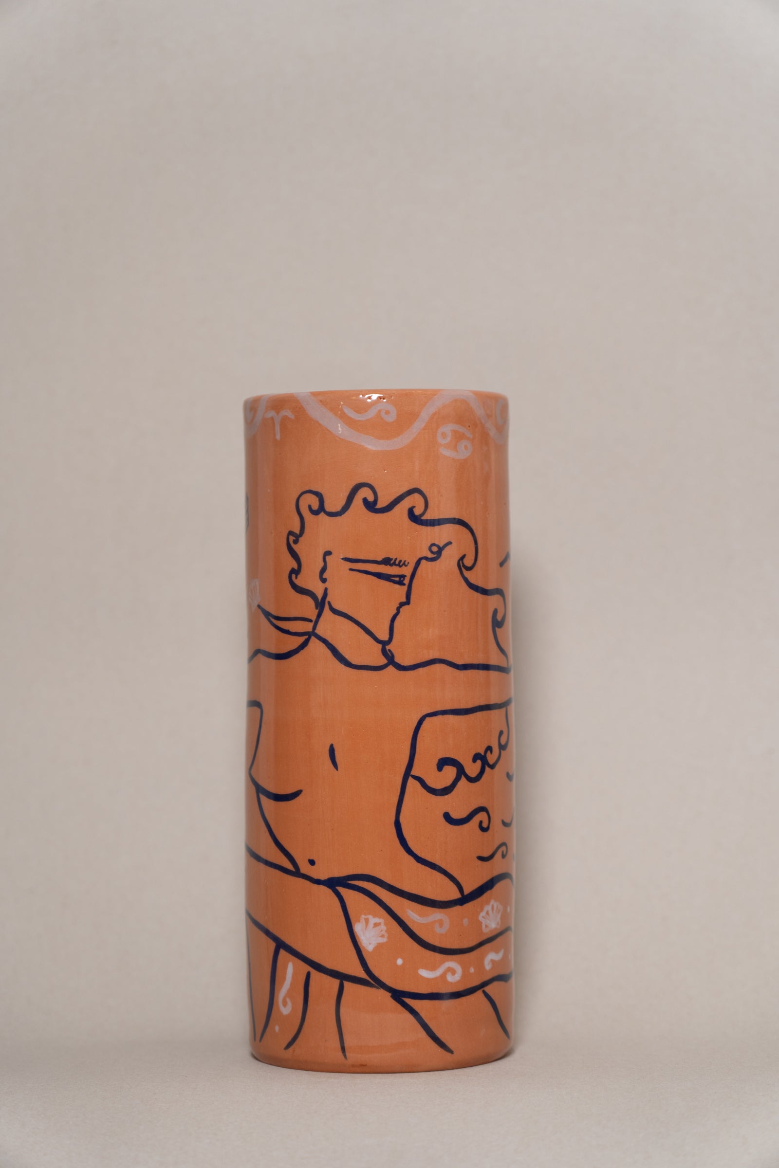 HUNTRESS - TERRACOTTA CERAMIC VASE